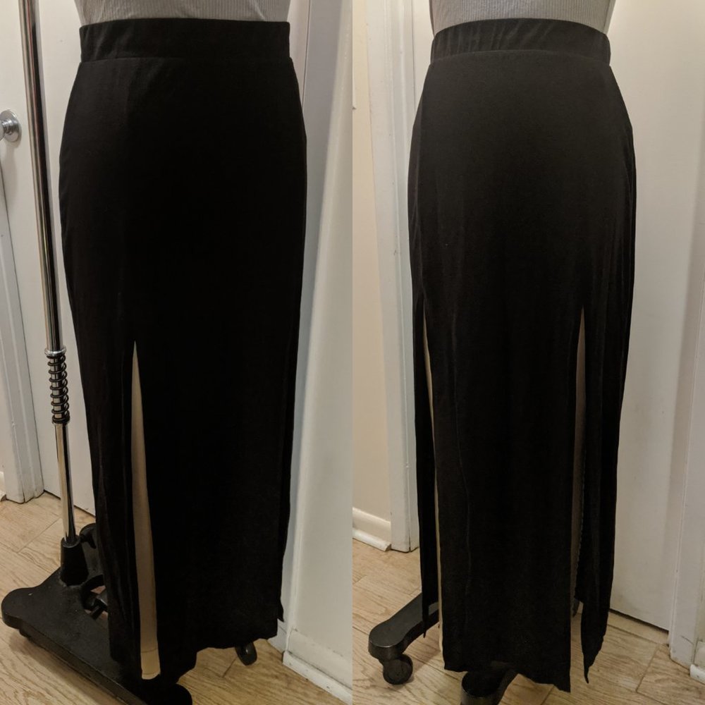 Slit Skirt